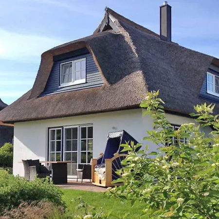 펜션 Ferienhaus Mit 3 Schlafraeumen Zin *